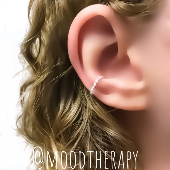 Beaded Middle Ear Cuff Clip On Conch Fake Faux Cartilage Earring Nonpierced - Picture 1 of 9